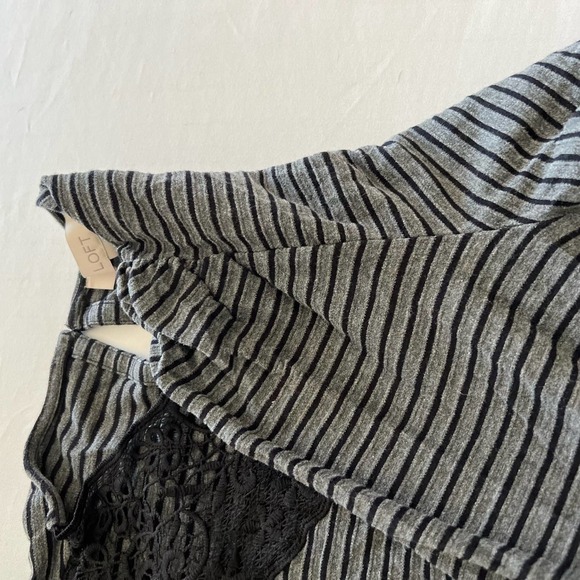 LOFT Petites Gray Dress black stripes lace trim SP - Picture 2 of 7